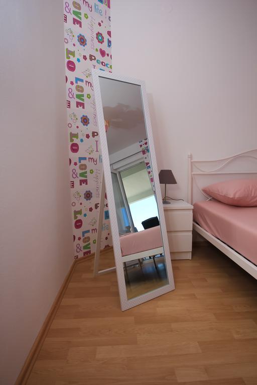Apartment Lara Kaštel Novi エクステリア 写真